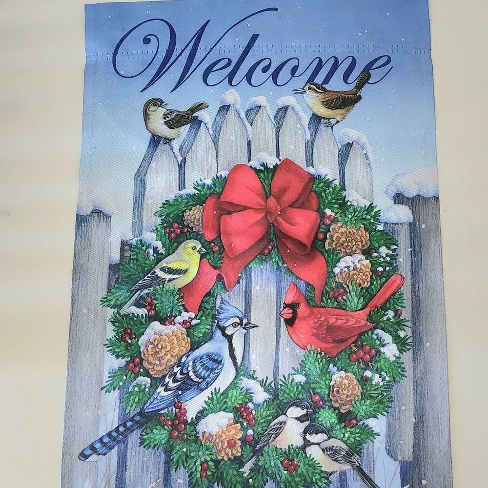 Carson Snowy Songbird Greeting Garden Flag 45976